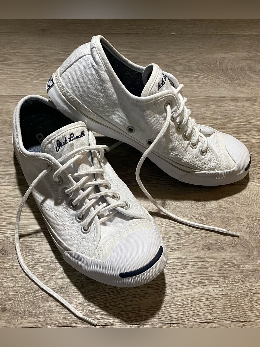 Converse Jack Purcell ~ Off-White ~ Low Tops ~ Women’s 7 ~ Men’s 5